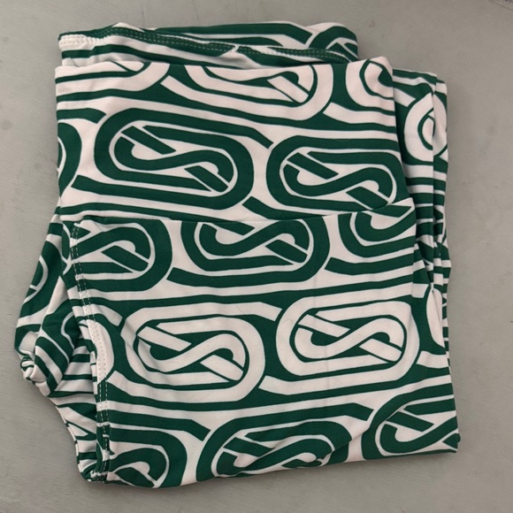 LuLaRoe Pants - Nwot TC LuLaRoe Celtic Irish St Patrick Day Green and White Patterned Leggings